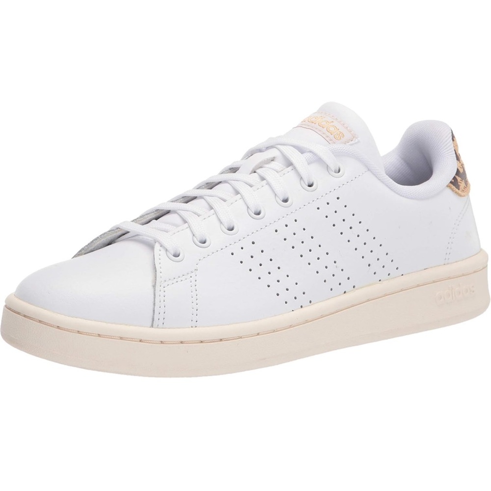 ADIDAS ADVANTAGE SNEAKERS Size 8